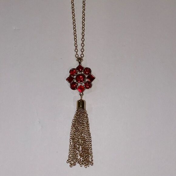 New With Tag Liz Claiborne Red Lab Ruby Stones Gold Tone Tassel Necklace - Picture 1 of 5